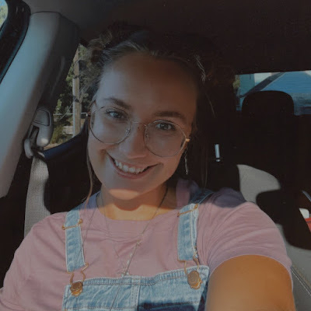 Meet your Posher, Desiree